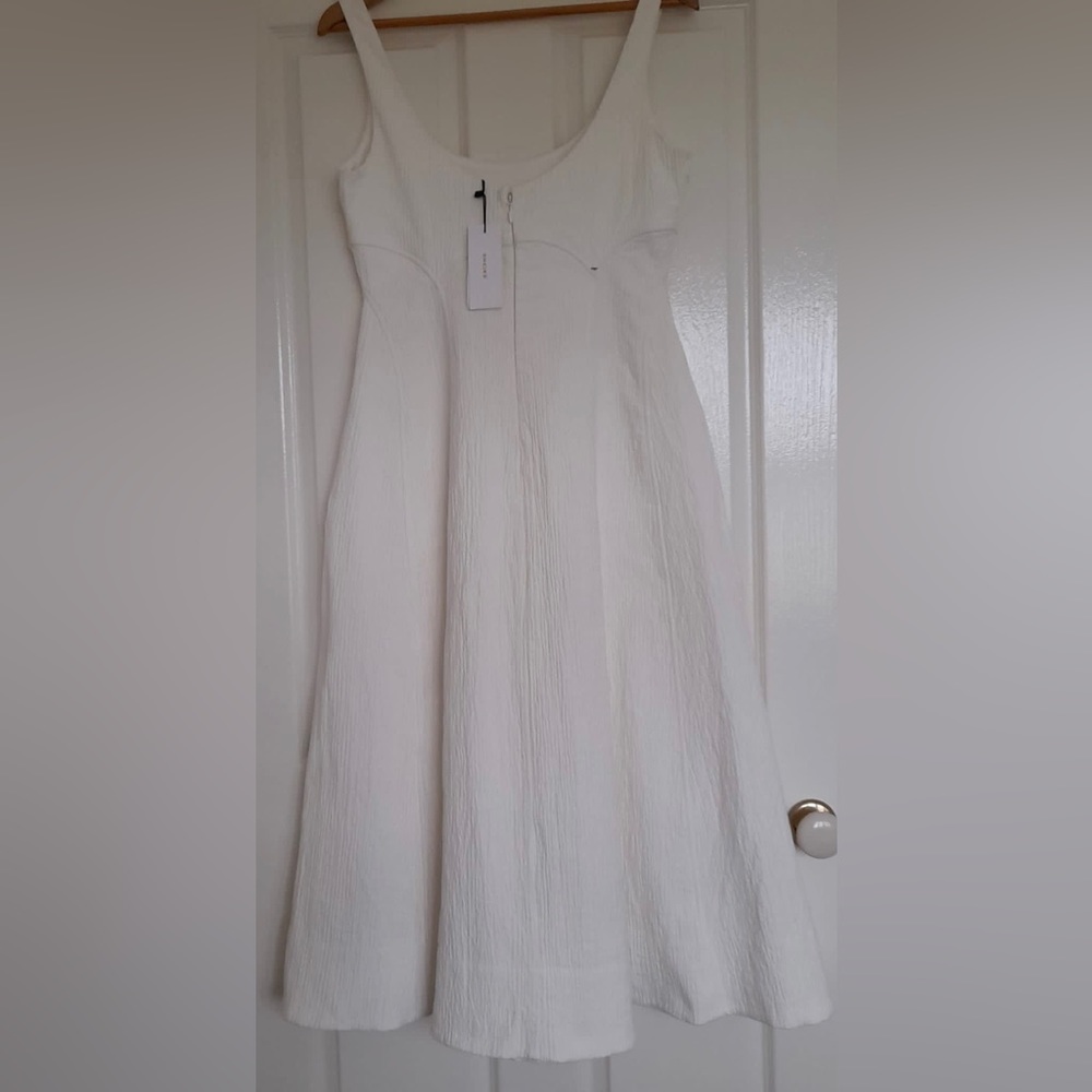 SHEIKE Blissful Ivory White Textured Midi Dress NWT RRP$250 - Picture 9 of 13